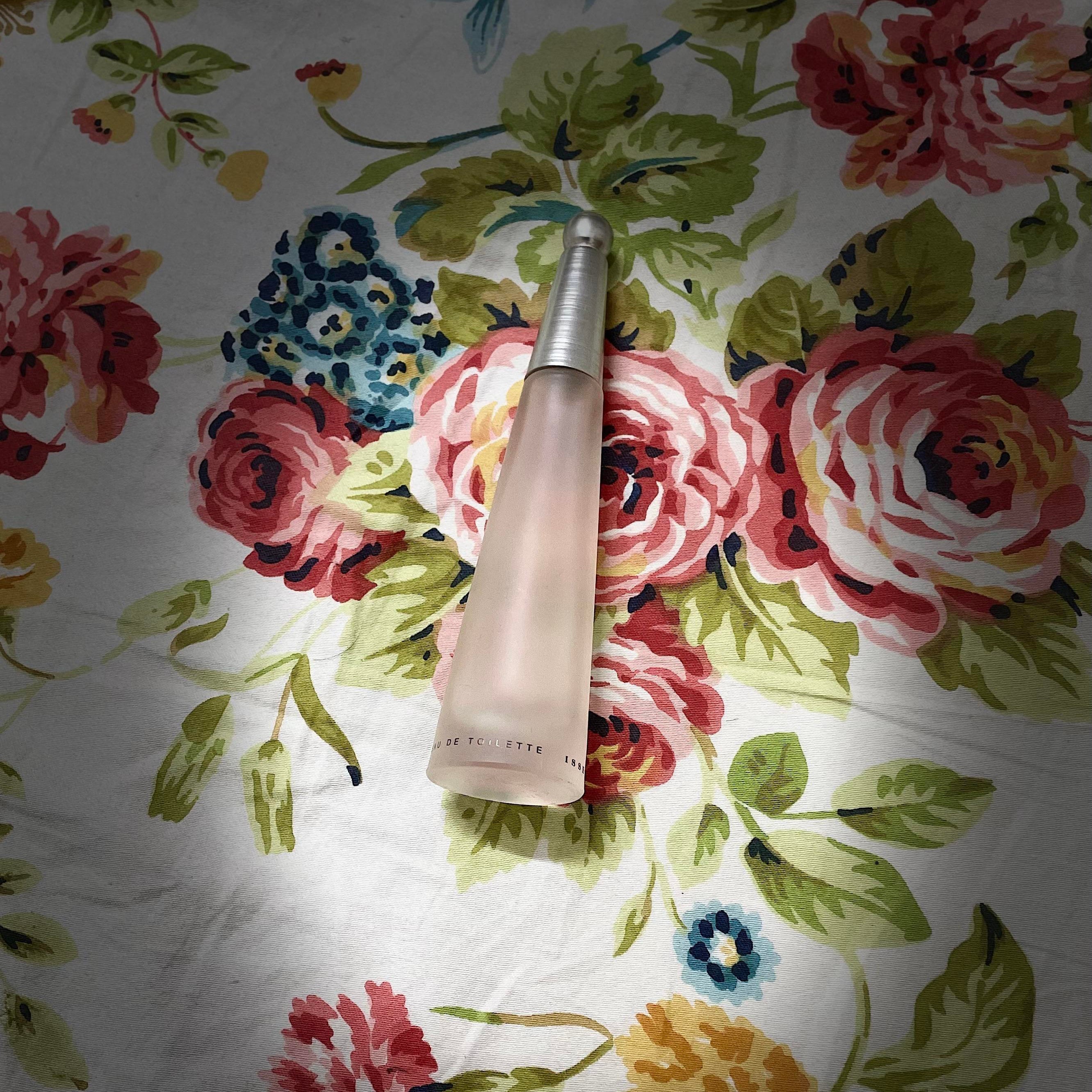 Issey Miyake L'Eau D'Issey EDT Moisturizing Set for Women | My Perfume Shop